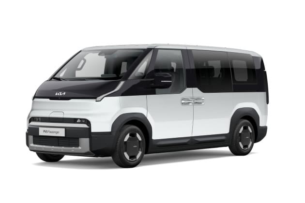 Frontansicht eines weißen  Kia PV5 Passenger